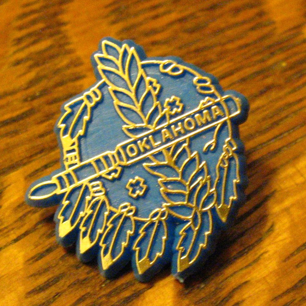 🇺🇸 Oklahoma Native American Indian Dreamcatcher Pin